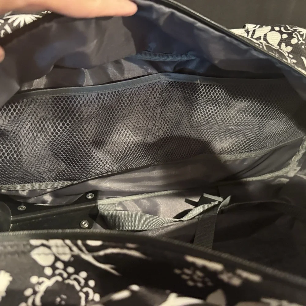 Thirty-one Rolling Duffle Weekender Carry On Suitcase Black Large Travel Floral